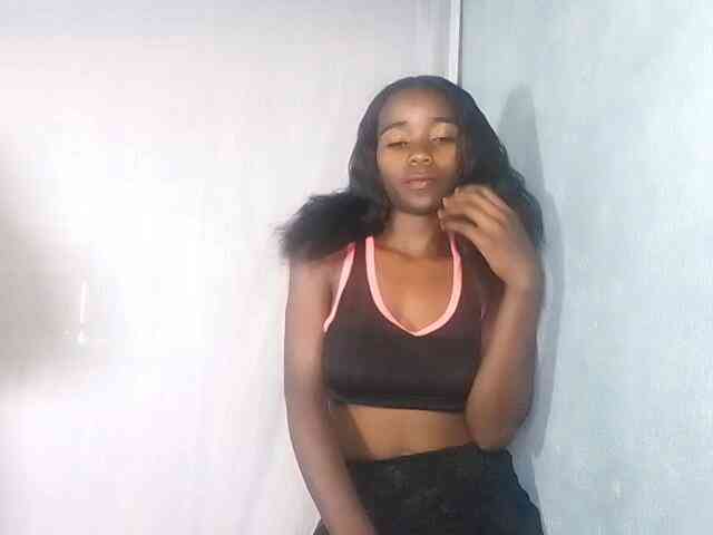 LADYQUEEN webcam