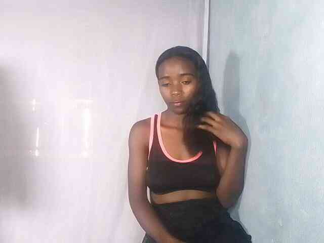 LADYQUEEN webcam