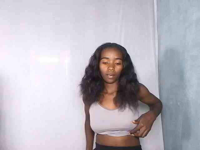 LADYQUEEN webcam