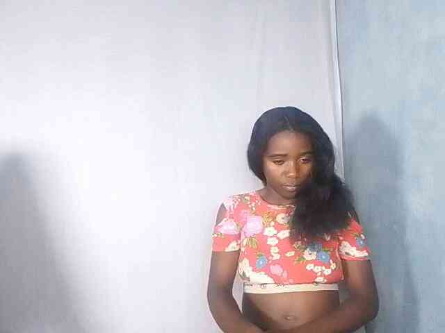 LADYQUEEN webcam