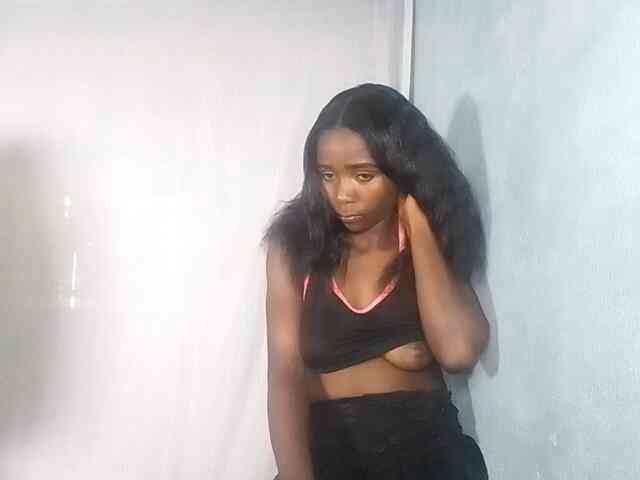 LADYQUEEN