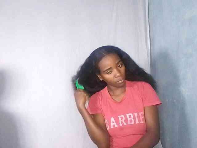 LADYQUEEN webcam