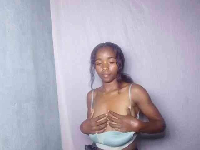 SEXYQUEEN-1 webcam