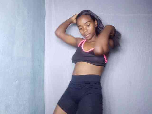 SEXYQUEEN-1