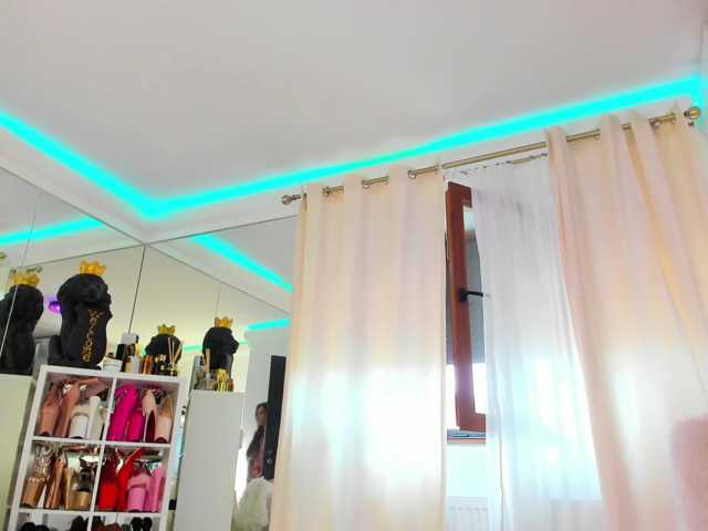 AstridVex, en directo ahora en BongaCams