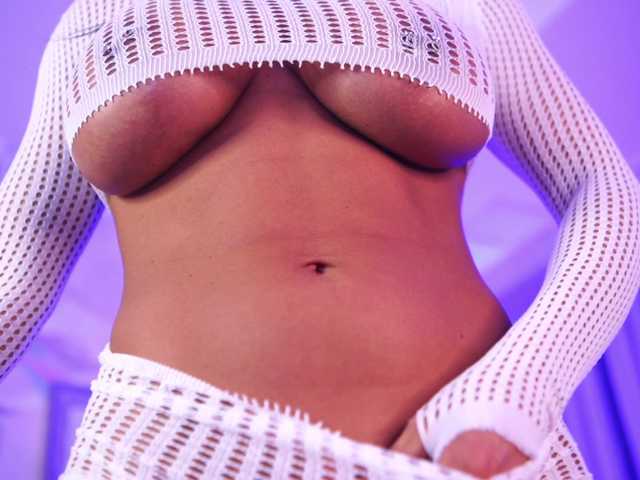 AstridVex live webcam show
