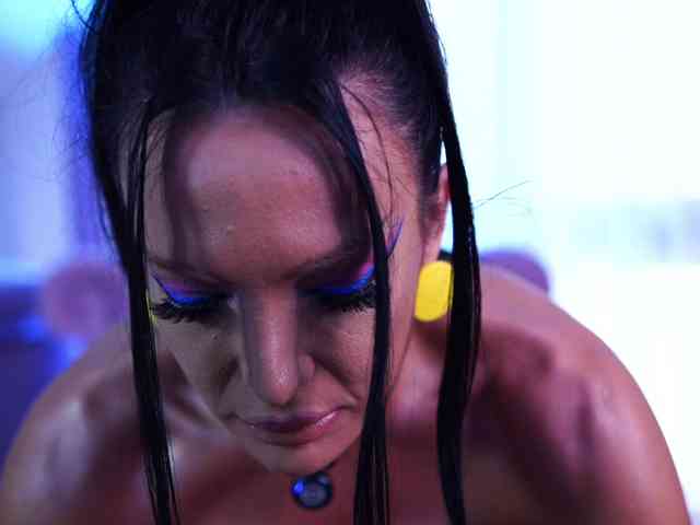 AstridVex webcam