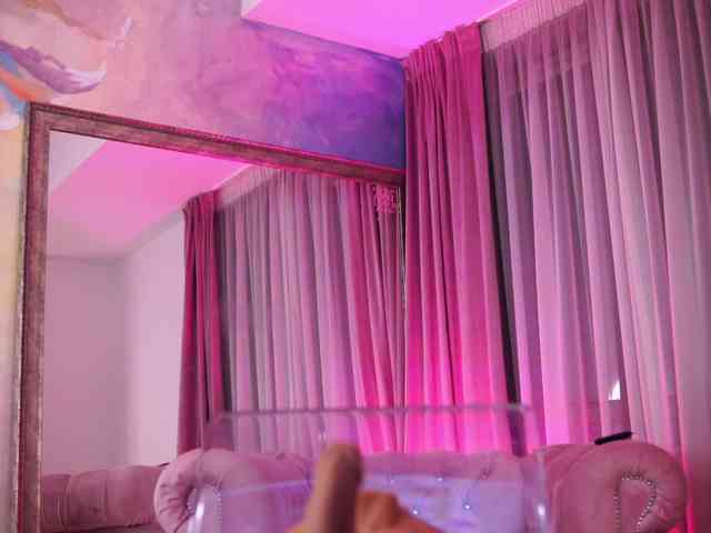 AstridVex webcam