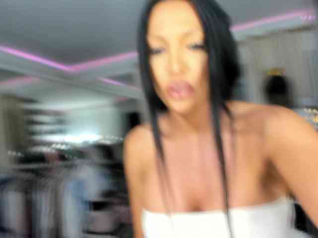 AstridVex webcam
