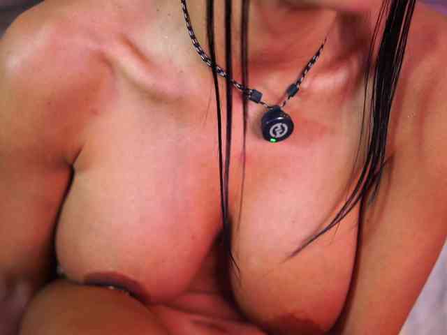 AstridVex webcam