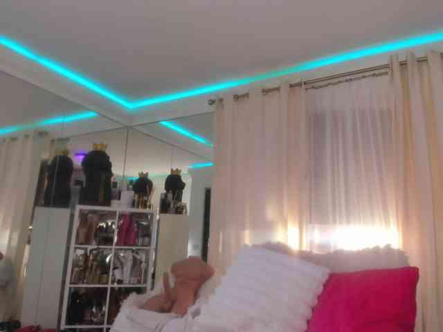 AstridVex webcam