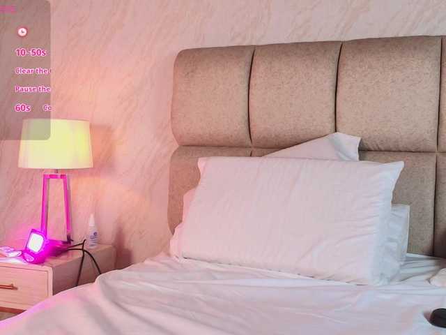 MinaWane live cam on BongaCams