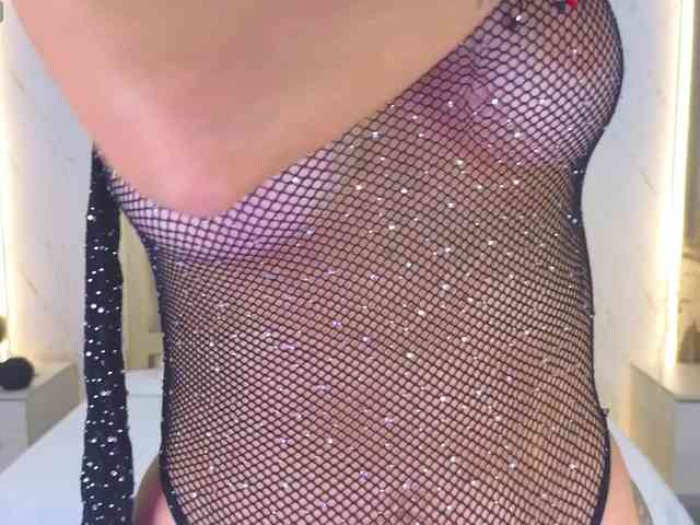KristenBlue webcam