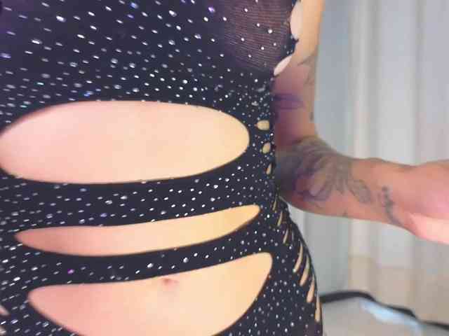 KristenBlue webcam