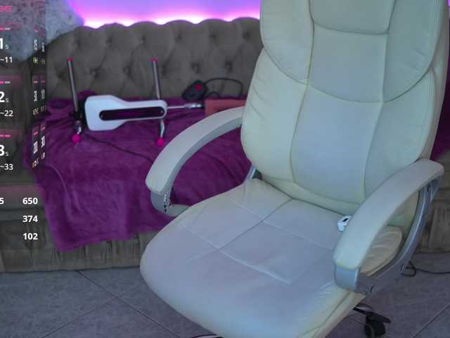 BagiraMays live cam on BongaCams