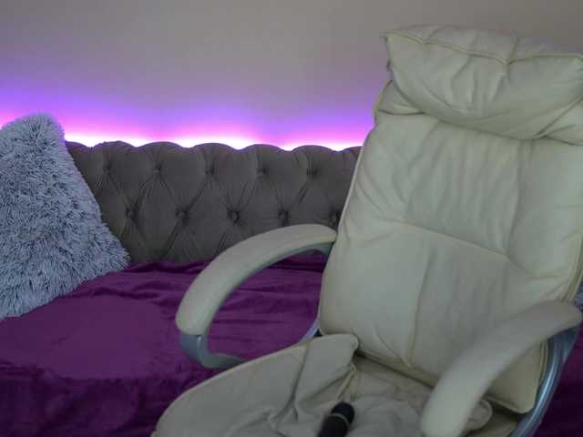 BagiraMays live cam on BongaCams