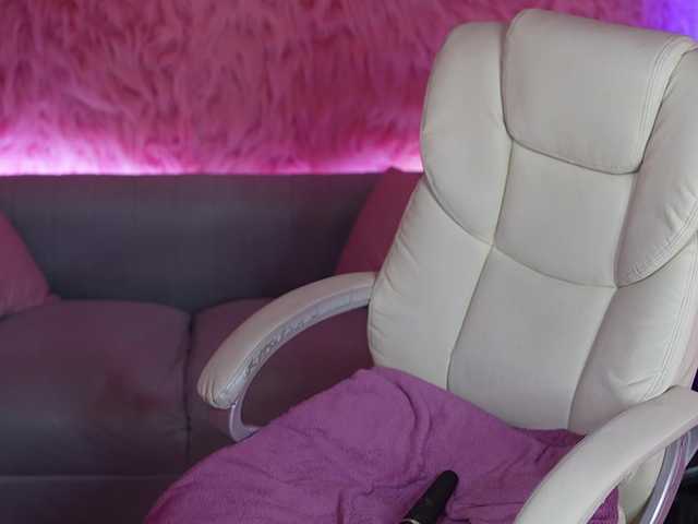 BagiraMays live cam on BongaCams