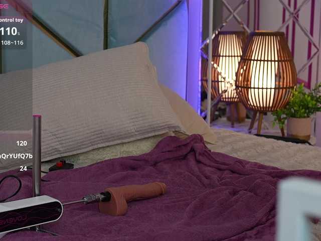 BagiraMays live cam on BongaCams