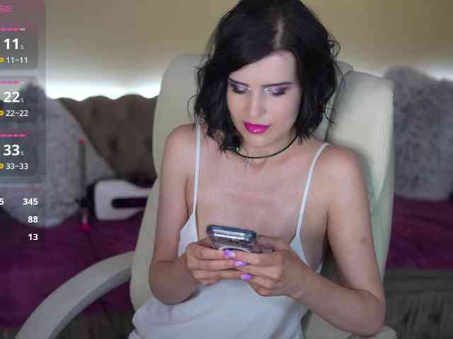 BagiraMays Live Webcam on BongaCams