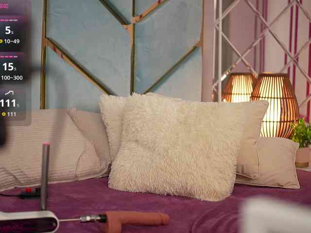 BagiraMays webcam