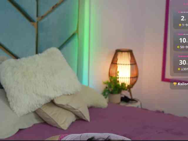 BagiraMays webcam