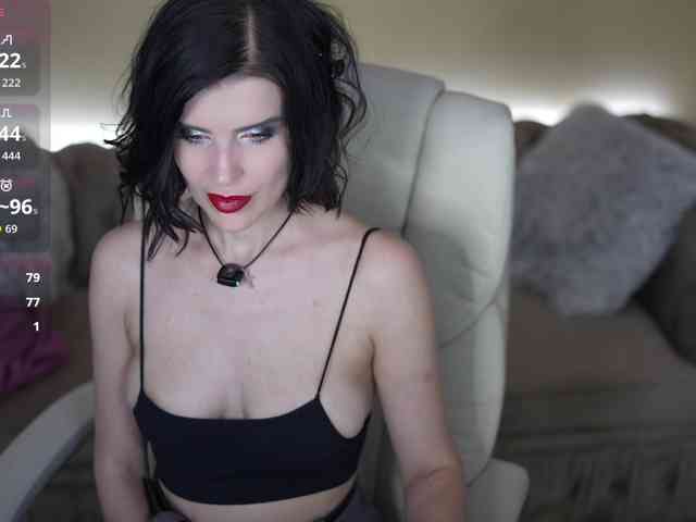 BagiraMays webcam
