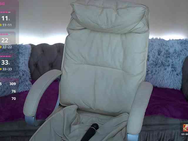 BagiraMays webcam
