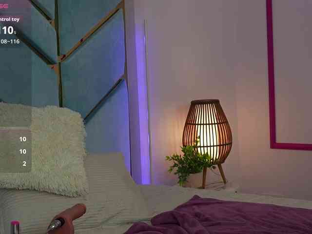 BagiraMays webcam