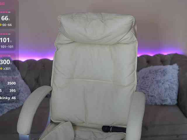 BagiraMays webcam