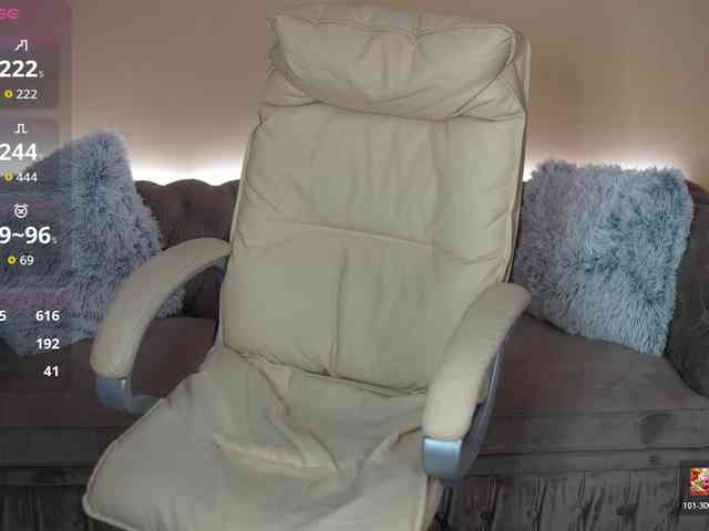 BagiraMays webcam