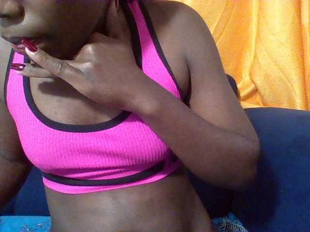 Sexyneptune live cam on BongaCams
