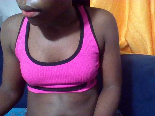 Sexyneptune live cam on BongaCams