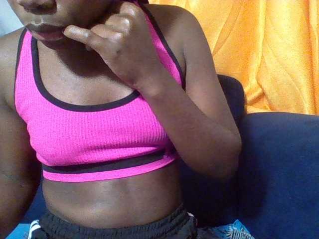 Sexyneptune live cam on BongaCams