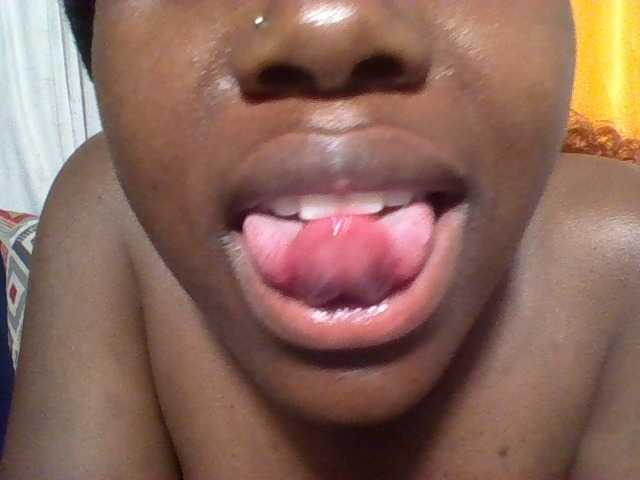 Sexyneptune live cam on BongaCams