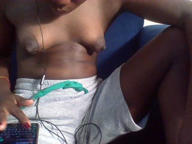 Sexyneptune live cam on BongaCams