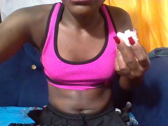 Sexyneptune live cam on BongaCams