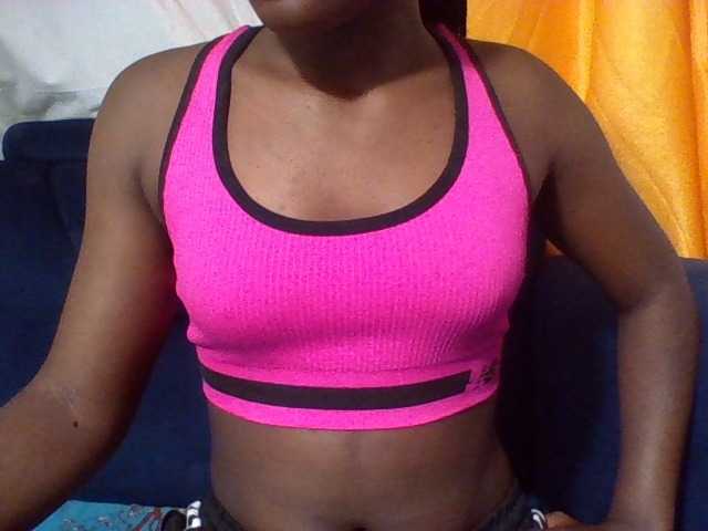 Sexyneptune live cam on BongaCams