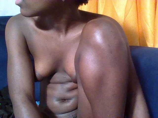 Sexyneptune live cam on BongaCams