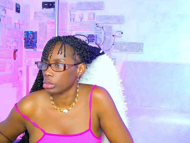Modèle: naomicampbi