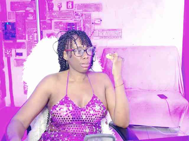 Modèle: naomicampbi