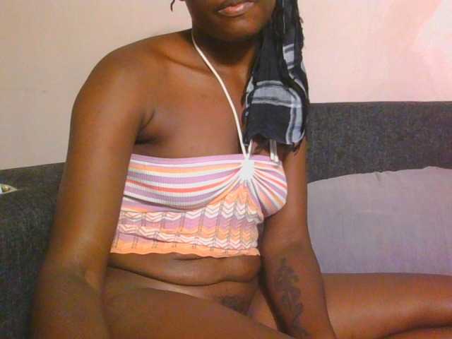 Midnightwhisper01 live cam on BongaCams