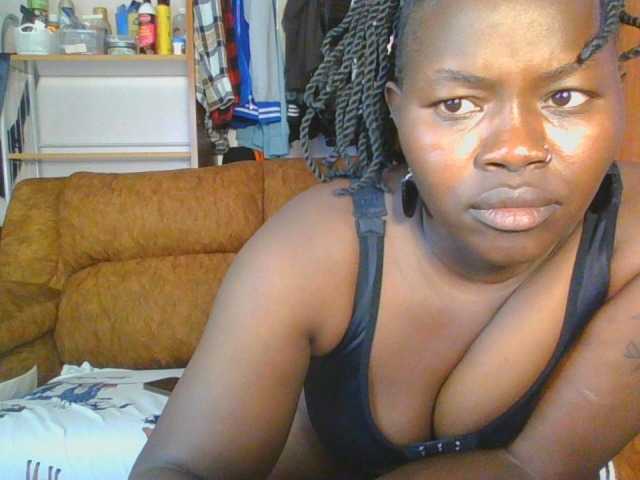 Midnightwhisper01 live cam on BongaCams