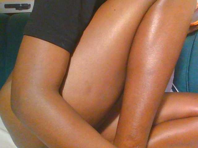 Midnightwhisper01 live cam on BongaCams