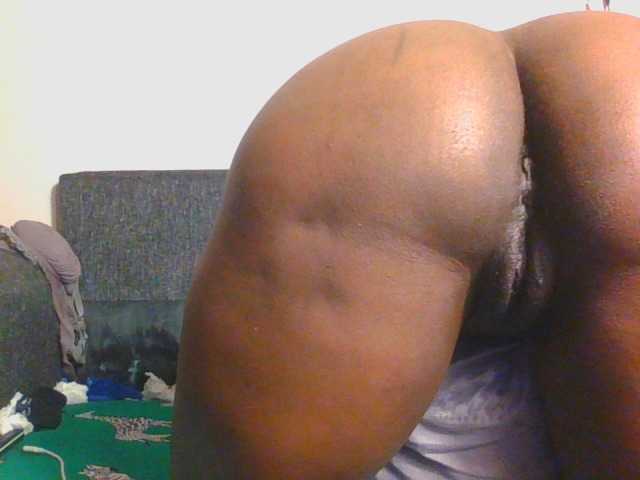 Midnightwhisper01 live cam on BongaCams
