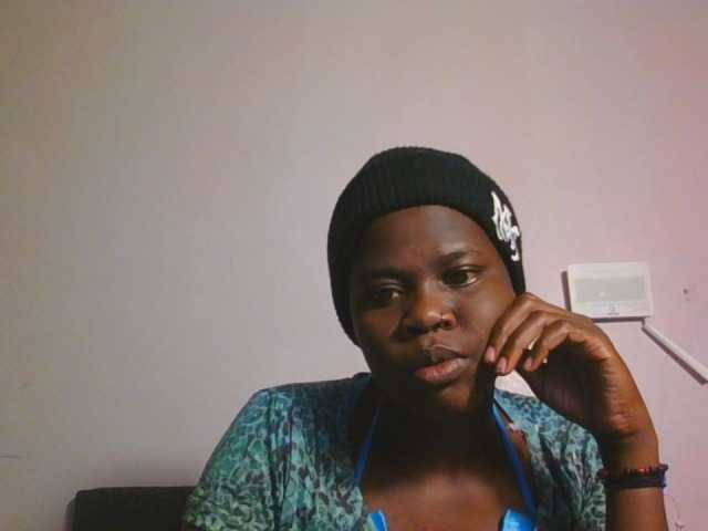Midnightwhisper01 live cam on BongaCams