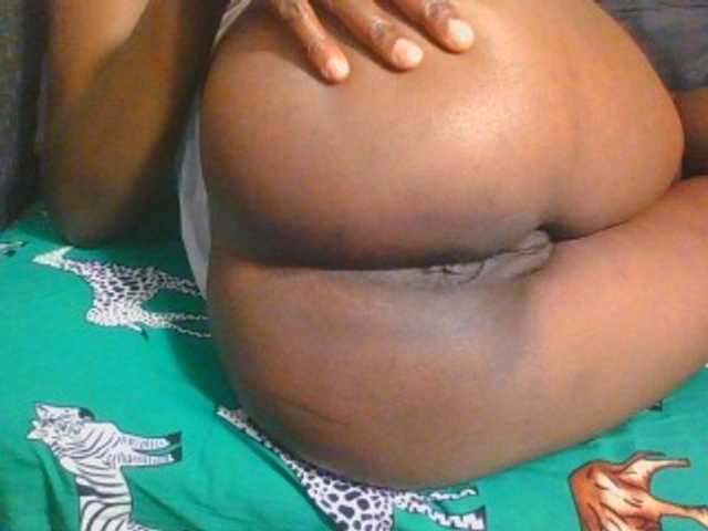 Midnightwhisper01 live cam on BongaCams