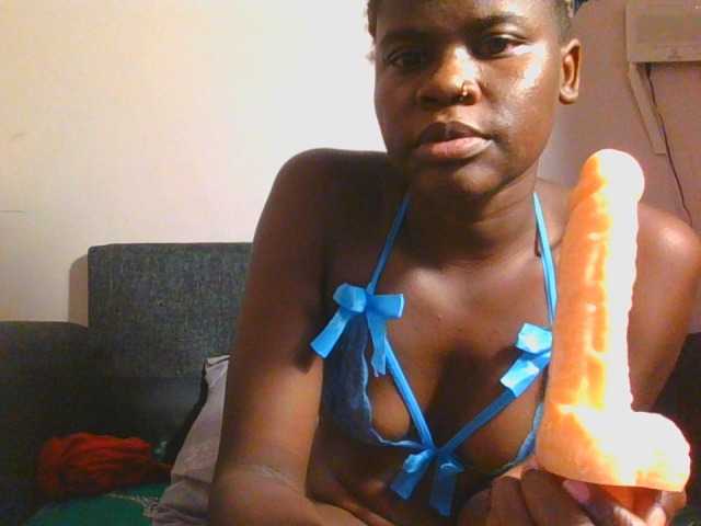 Midnightwhisper01 live cam on BongaCams