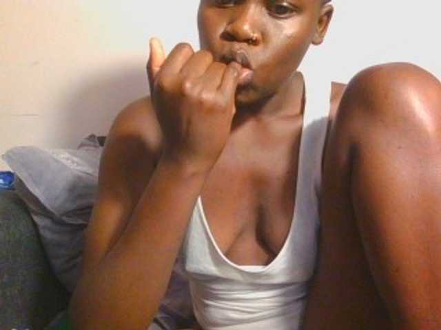 Midnightwhisper01 live cam on BongaCams