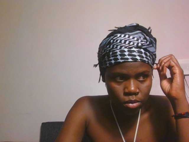 Midnightwhisper01 live cam on BongaCams