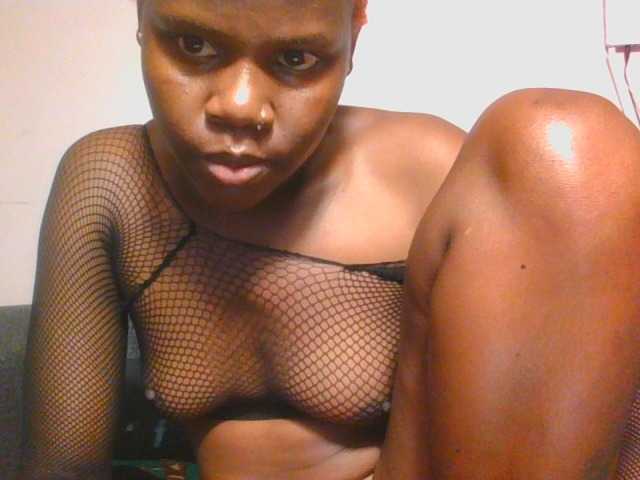 Midnightwhisper01 live cam on BongaCams